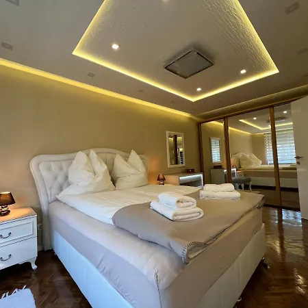 Apartments Lux By Ben&Co Apartment